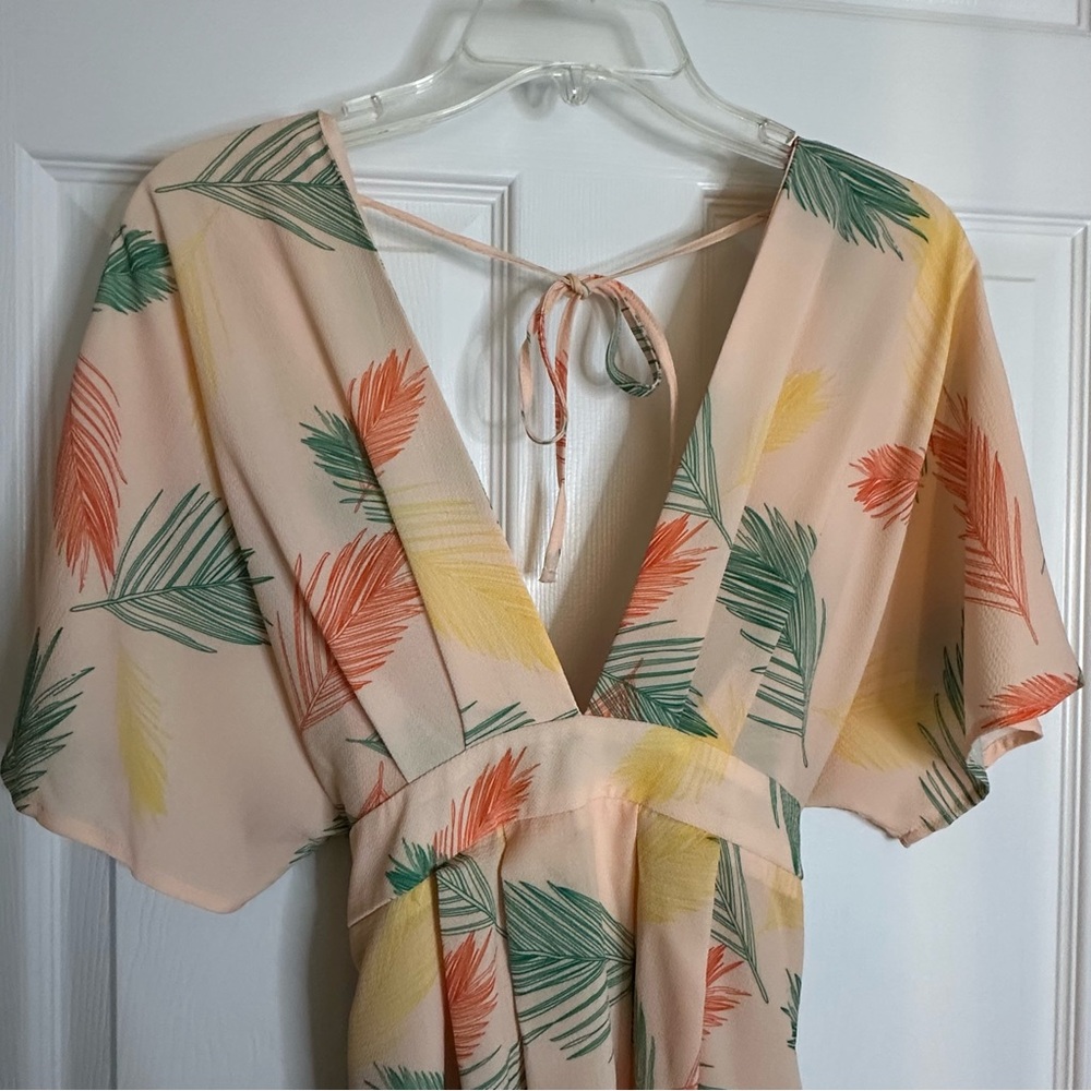 Low Cut Peach Dress with Back Cut Out - Picture 2 of 10